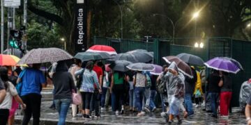23 de julho: chuva chega a SP e MS com frente fria; temporais retornam ao RS no fim de semana