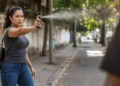 Venda de spray de pimenta autorizada para mulheres a partir de 18 anos: uso liberado após lei sancionada