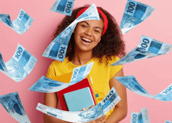 Programa Pé-de-Meia entra em recesso em julho e pagamentos voltam a partir de 24 de agosto