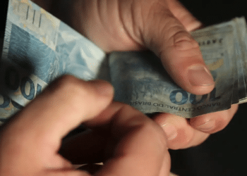 R$ 185,5 bilhões para benefícios: Congresso analisa crédito extra para aposentadorias, BPC e Bolsa Família