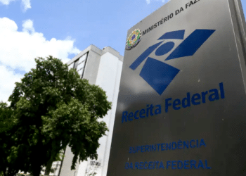 CBS e IBS se tornam exigência na nota fiscal eletrônica: Receita Federal implementa até janeiro de 2027